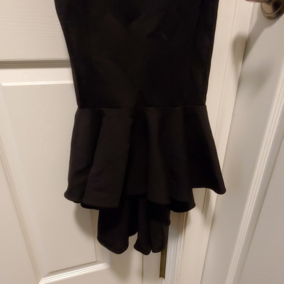 Terani Couture Dress Size 8 - Picture 4 of 6